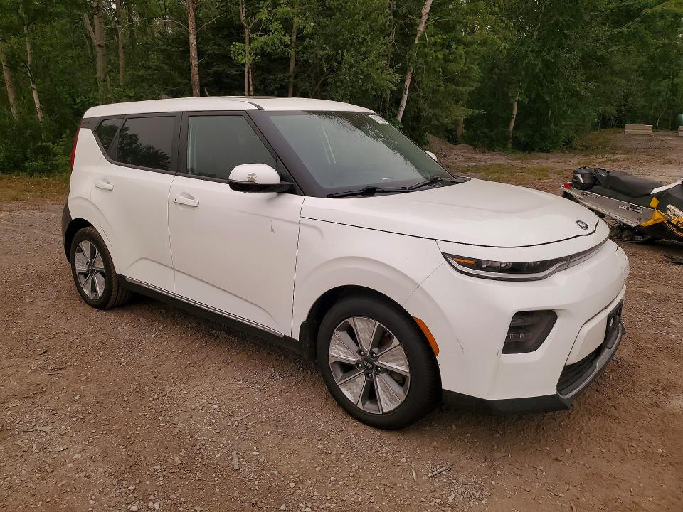 Продажа на аукционе авто 2020 Kia Soul Ev, vin: KNDJ33A13L7003474, номер лота: 61104006