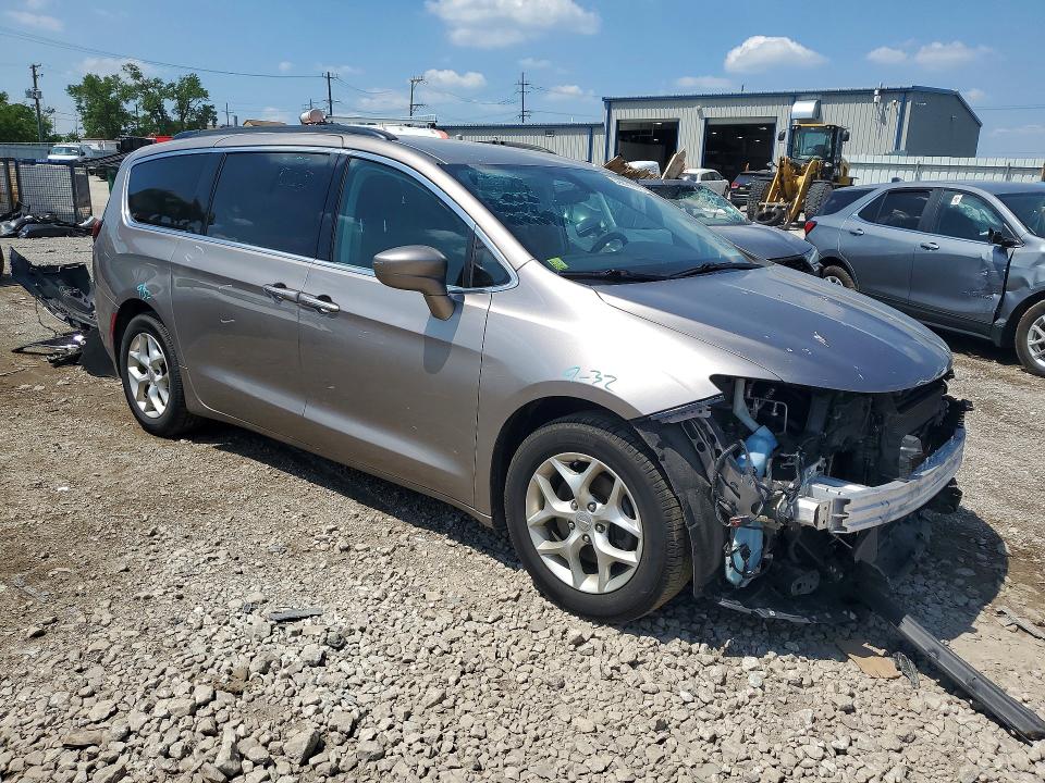 Продажа на аукционе авто 2018 Chrysler Pacifica, vin: 2C4RC1FG1JR316667, номер лота: 59677776