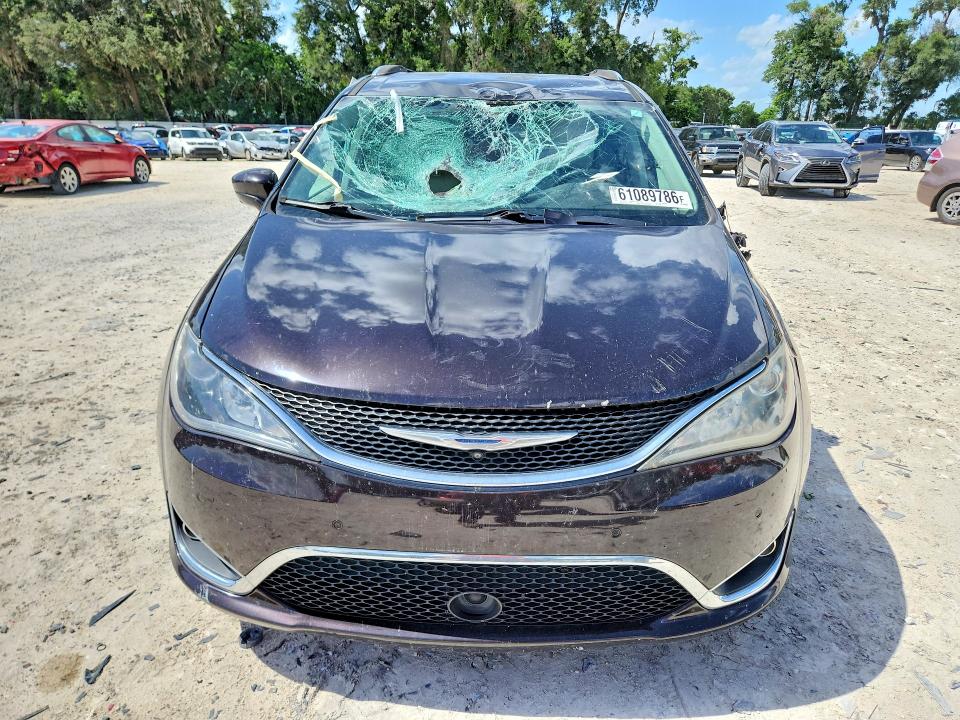 Продаж на аукціоні авто 2017 Chrysler Pacifica, vin: 2C4RC1EG5HR525583, номер лоту: 61089786