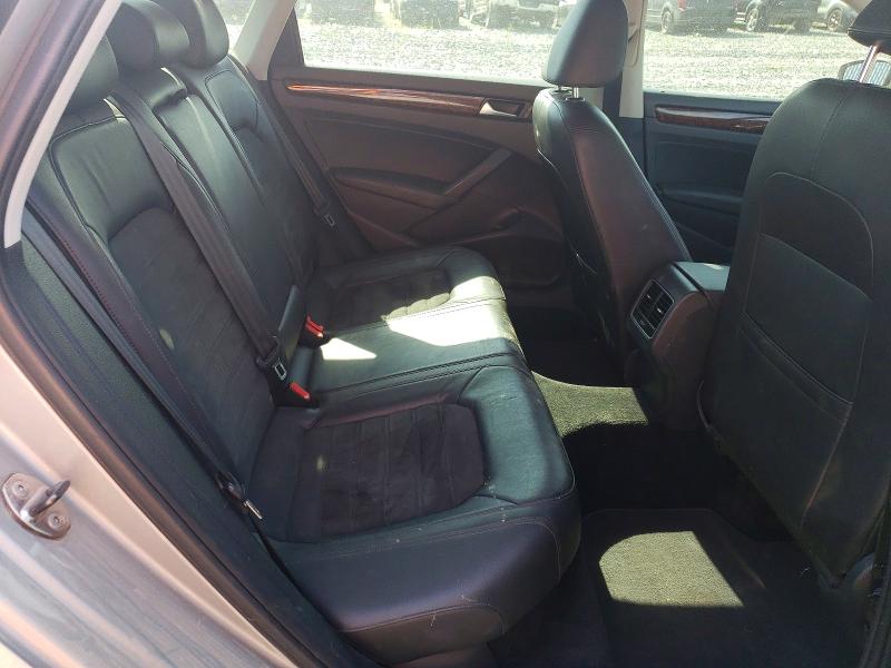 60839936 :رقم المزاد ، 1VWCN7A38DC116046 vin ، 2013 Volkswagen Passat مزاد بيع