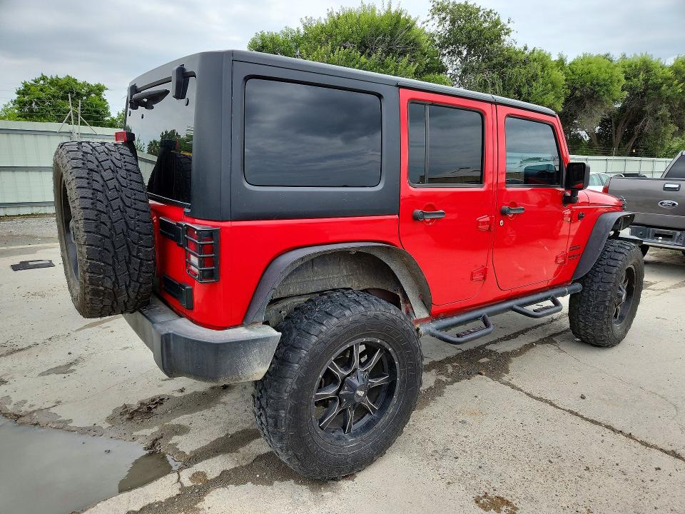 60068576 :رقم المزاد ، 1C4BJWDG4HL684495 vin ، 2017 Jeep Wrangler Unlimited مزاد بيع