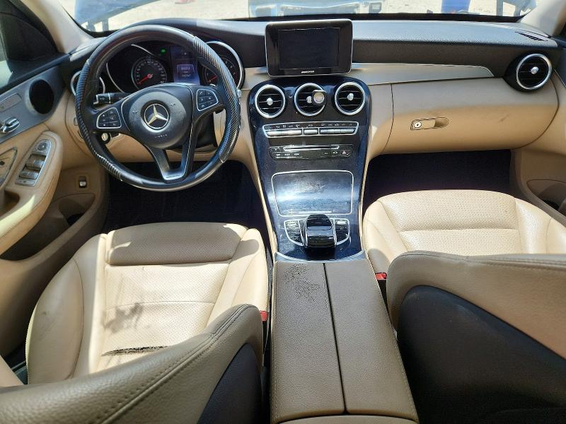 61551926 :رقم المزاد ، 55SWF4KB3GU137927 vin ، 2016 Mercedes-benz C مزاد بيع