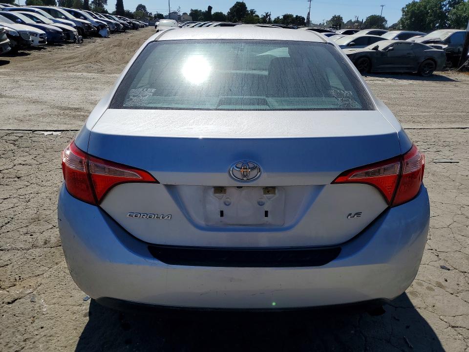 59395026 :رقم المزاد ، 5YFBURHE6HP686726 vin ، 2017 Toyota Corolla مزاد بيع