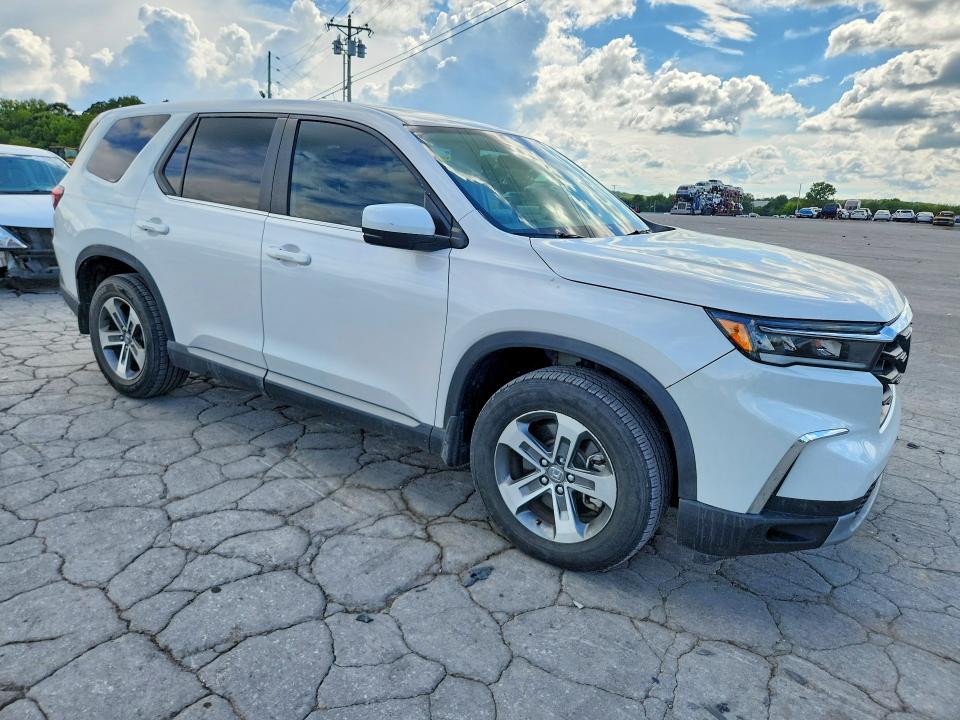 Продаж на аукціоні авто 2023 Honda Pilot, vin: 5FNYG2H4XPB014517, номер лоту: 61368796