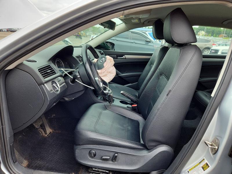 2015 Volkswagen Passat მანქანა იყიდება აუქციონზე, vin: 1VWAT7A30FC020508, აუქციონის ნომერი: 60211456