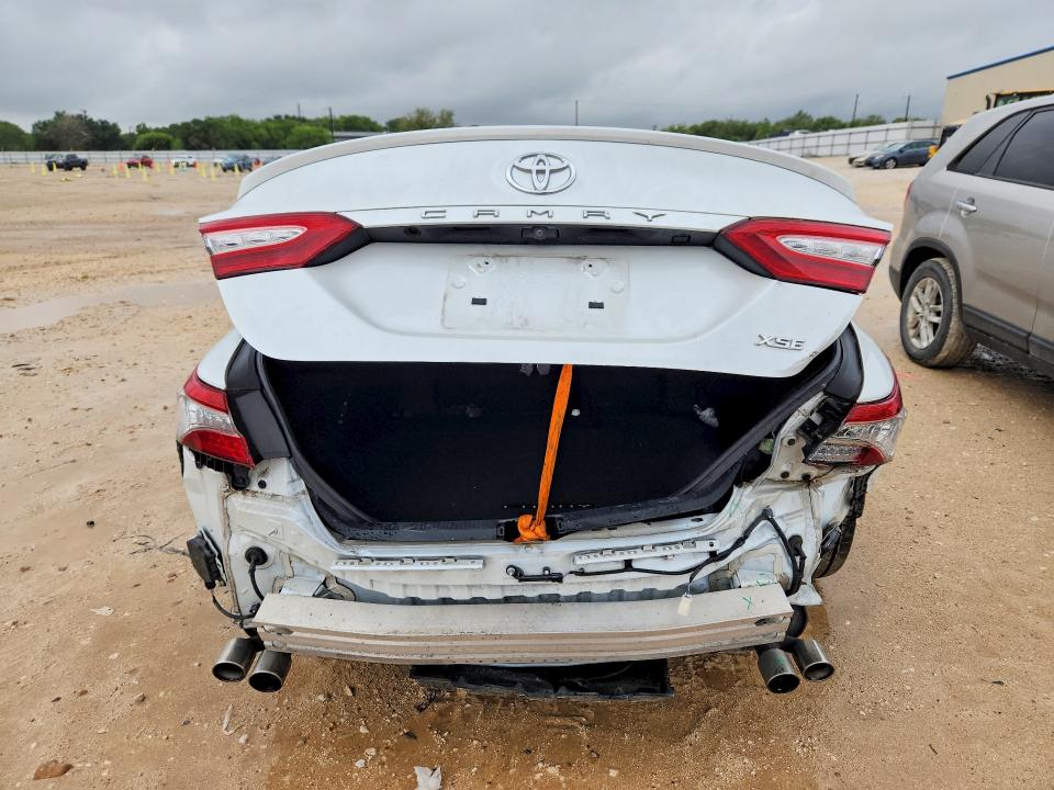 Auction sale of the 2018 Toyota Camry, vin: 4T1BZ1HK1JU016790, lot number: 58722126