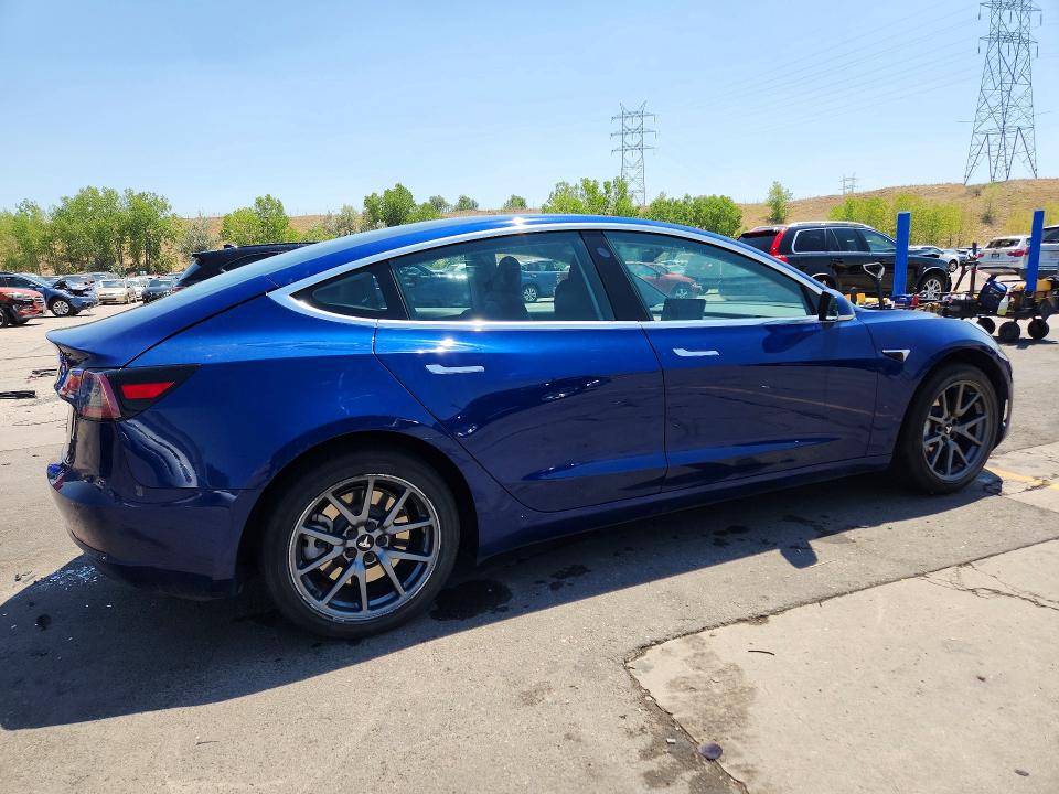 Продажа на аукционе авто 2019 Tesla Model 3, vin: 5YJ3E1EA7KF421255, номер лота: 61892416