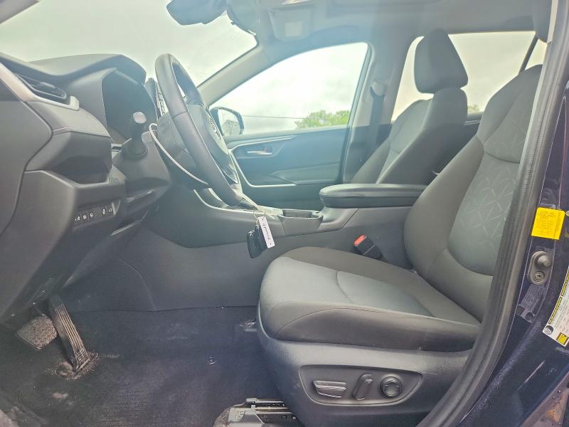 Продажа на аукционе авто 2022 Toyota Rav4, vin: 2T3W1RFV8NW189997, номер лота: 61918166