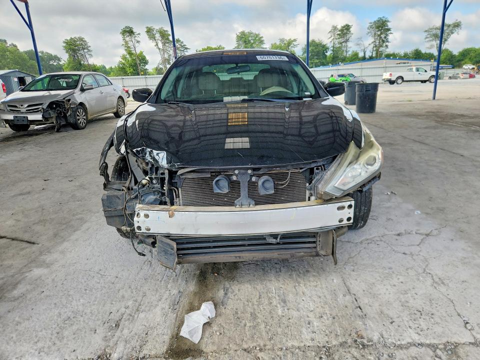 60701736 :رقم المزاد ، 1N4AL3AP7GN358904 vin ، 2016 Nissan Altima مزاد بيع