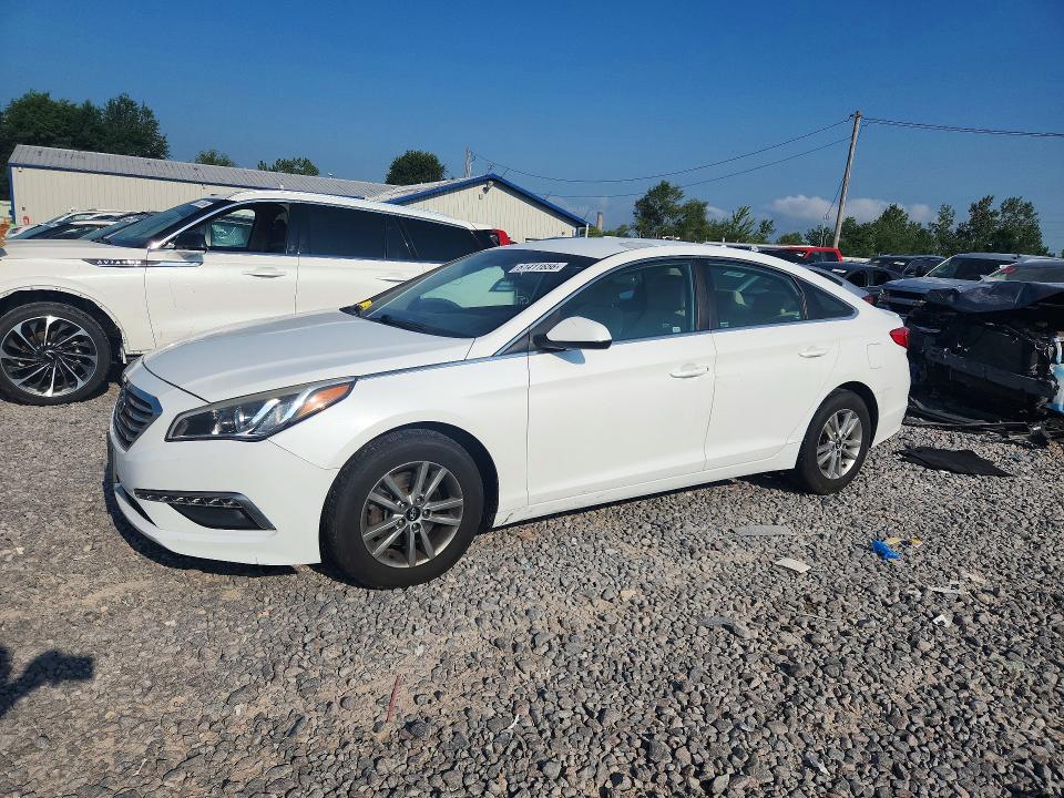 2015 Hyundai Sonata მანქანა იყიდება აუქციონზე, vin: 5NPE24AF7FH010031, აუქციონის ნომერი: 61411656