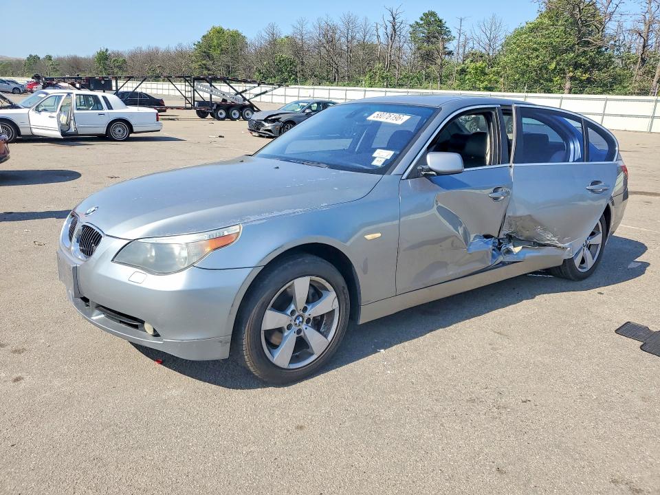 2006 Bmw 525 მანქანა იყიდება აუქციონზე, vin: WBANF335X6CS37922, აუქციონის ნომერი: 58076196