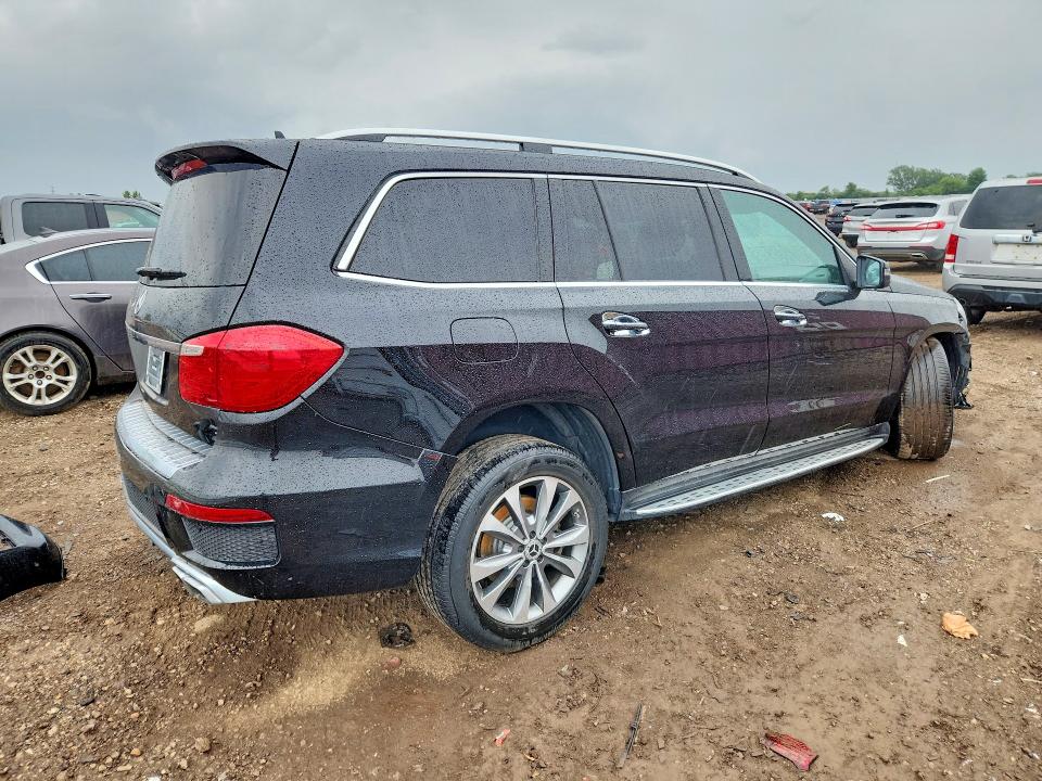 Продажа на аукционе авто 2015 Mercedes-benz Gl, vin: 4JGDF6EEXFA459722, номер лота: 63403066