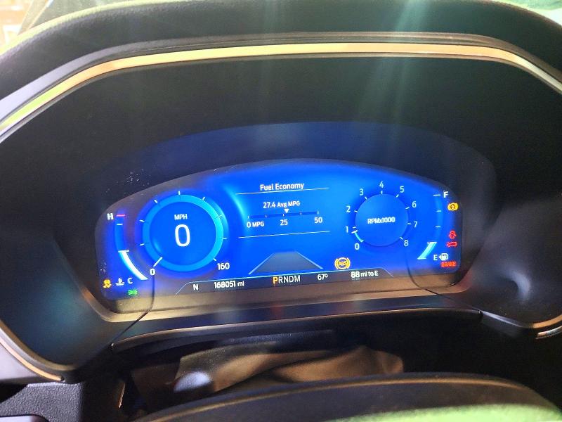 2020 Ford Escape მანქანა იყიდება აუქციონზე, vin: 1FMCU9J92LUB15985, აუქციონის ნომერი: 61629636