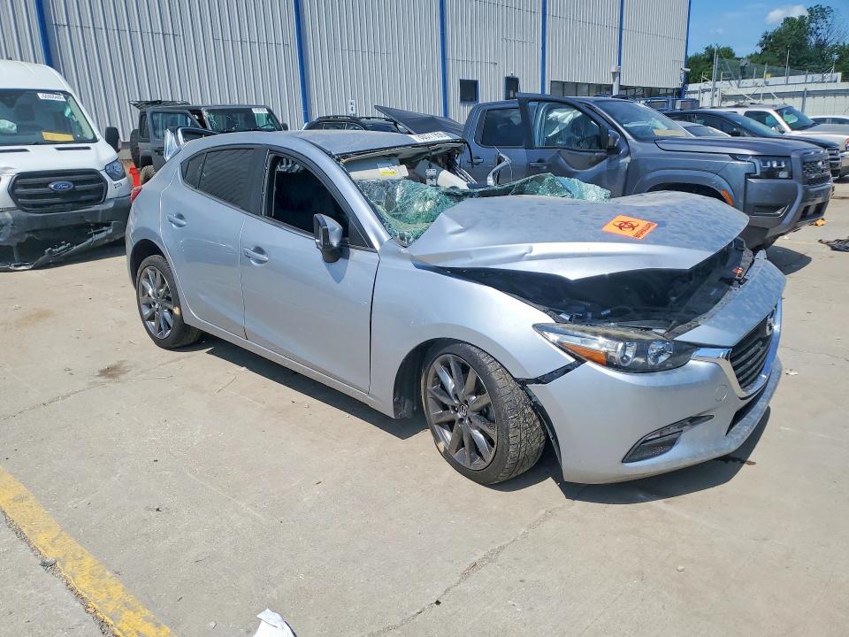 Продаж на аукціоні авто 2018 Mazda 3, vin: 3MZBN1L34JM180603, номер лоту: 60577956