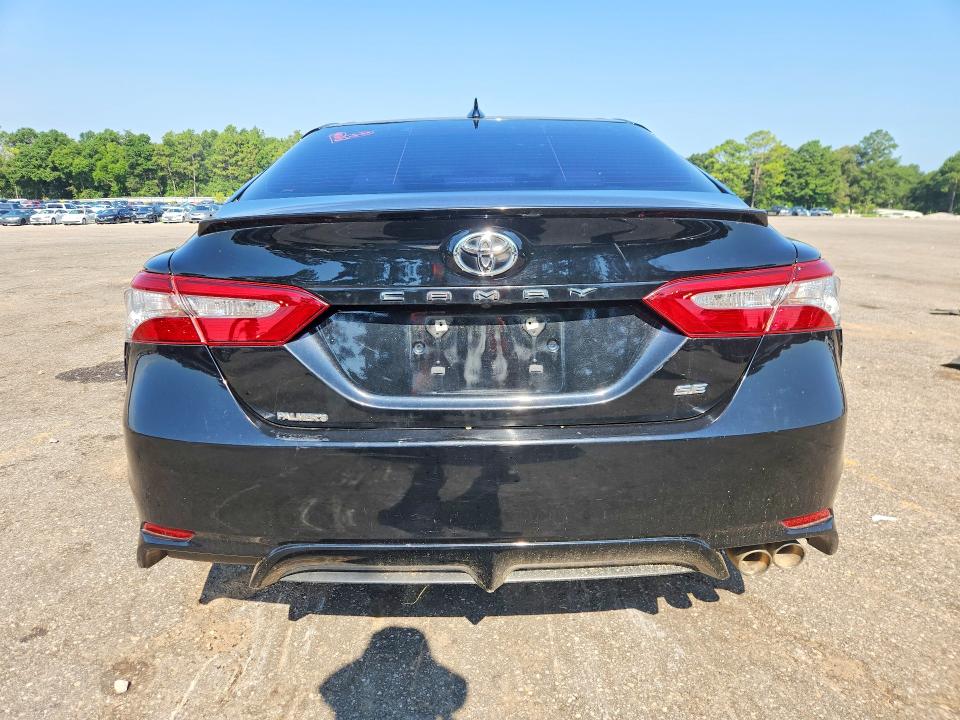 Продаж на аукціоні авто 2018 Toyota Camry, vin: 4T1B11HK5JU115670, номер лоту: 59695966