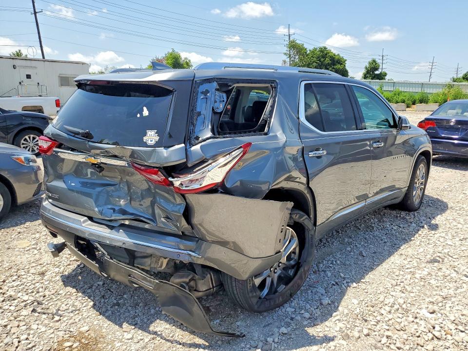 59328586 :رقم المزاد ، 1GNERKKW5JJ158314 vin ، 2018 Chevrolet Traverse مزاد بيع