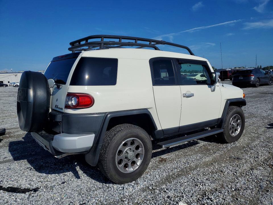 Продаж на аукціоні авто 2013 Toyota Fj Cruiser, vin: JTEBU4BF8DK158520, номер лоту: 95586705