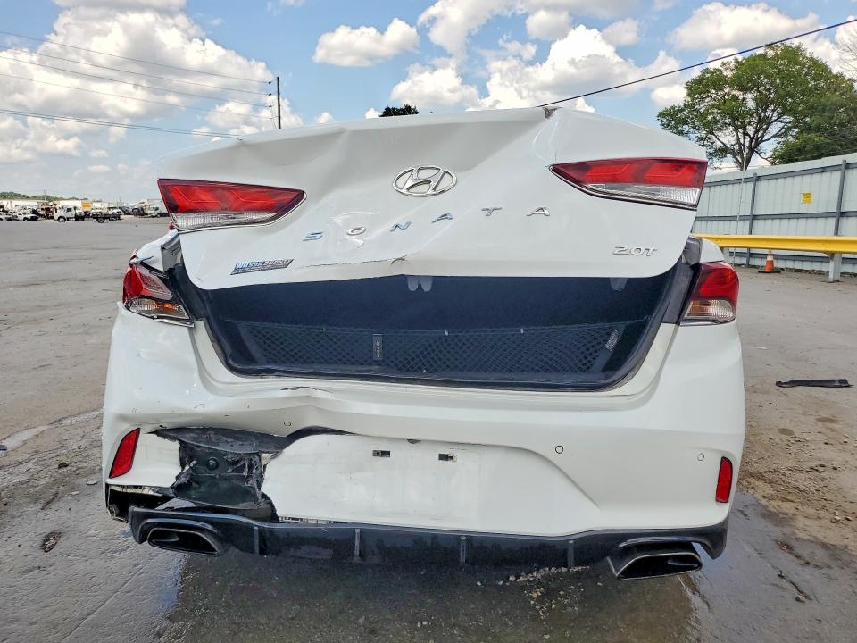 2018 Hyundai Sonata მანქანა იყიდება აუქციონზე, vin: 5NPE34AB4JH672958, აუქციონის ნომერი: 60081416