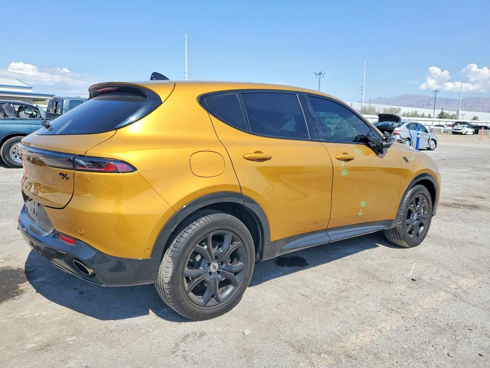 61203686 :رقم المزاد ، ZACPDFDW4R3A17970 vin ، 2024 Dodge Hornet مزاد بيع
