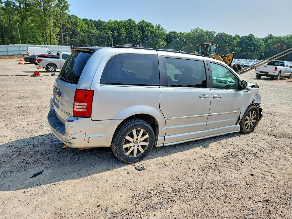 2009 Chrysler Town & Country მანქანა იყიდება აუქციონზე, vin: 2A8HR54189R640350, აუქციონის ნომერი: 61009026