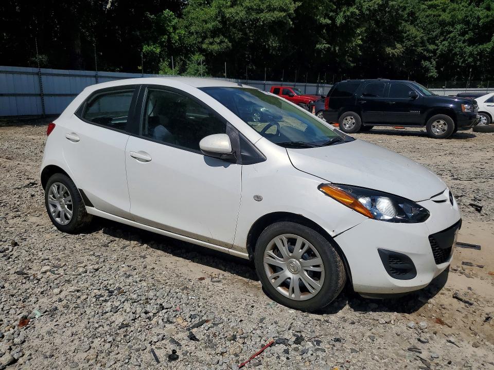 2013 Mazda Mazda 2 მანქანა იყიდება აუქციონზე, vin: JM1DE1KY1D0153567, აუქციონის ნომერი: 61561886