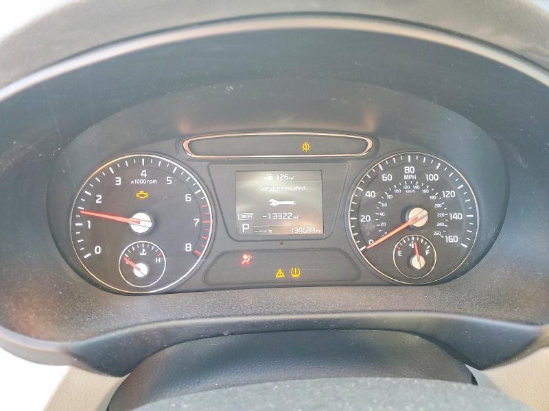 59835556 :رقم المزاد ، 5XYPG4A37KG459033 vin ، 2019 Kia Sorento مزاد بيع