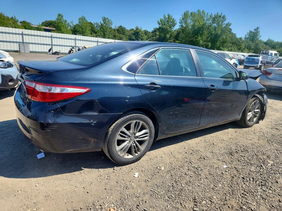 Продаж на аукціоні авто 2017 Toyota Camry, vin: 4T1BF1FKXHU627956, номер лоту: 61516976