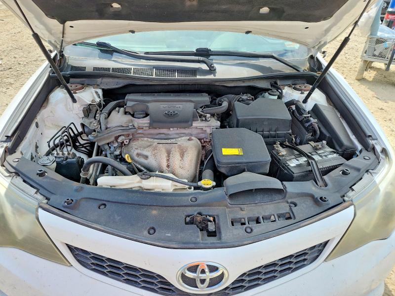 62052146 :رقم المزاد ، 4T1BF1FK4CU538585 vin ، 2012 Toyt Camry مزاد بيع
