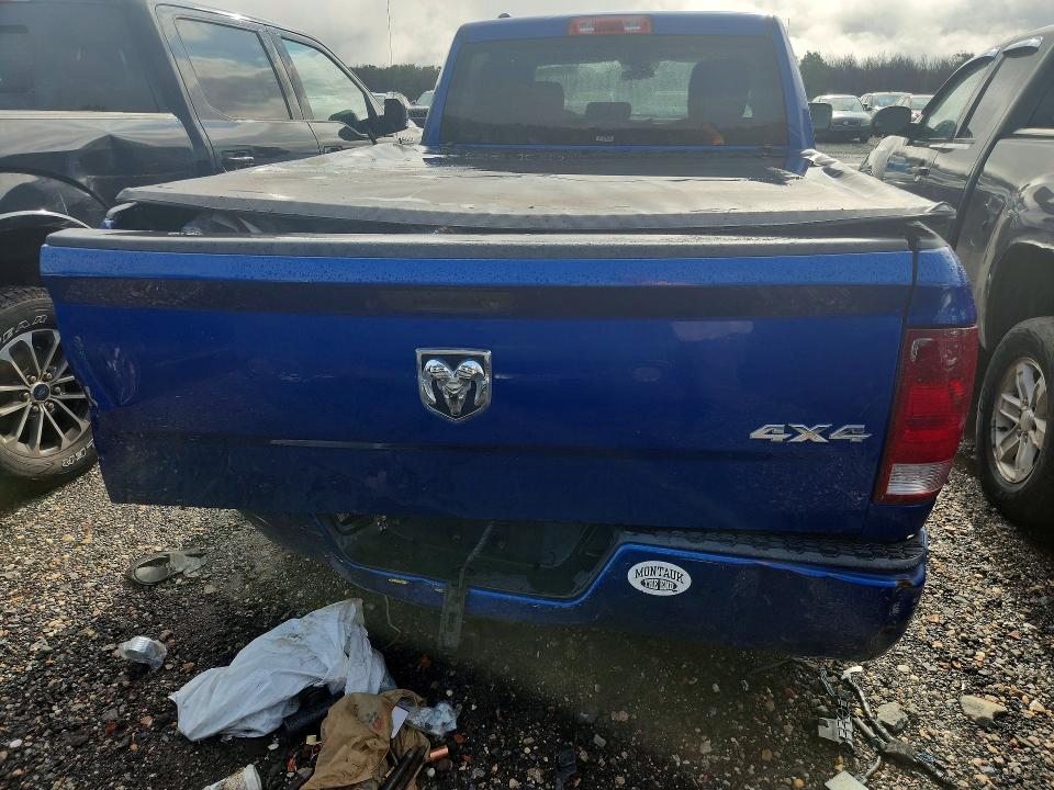 61304446 :رقم المزاد ، 1C6RR7FG2HS862282 vin ، 2017 Ram 1500 مزاد بيع
