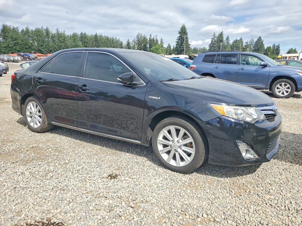 2014 Toyota Camry Hybrid მანქანა იყიდება აუქციონზე, vin: 4T1BD1FK3EU124481, აუქციონის ნომერი: 62667796