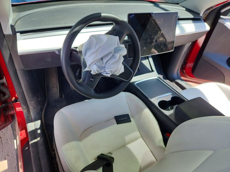61788676 :رقم المزاد ، 7SAYGDEE1RF194730 vin ، 2024 Tesla Model  Y مزاد بيع