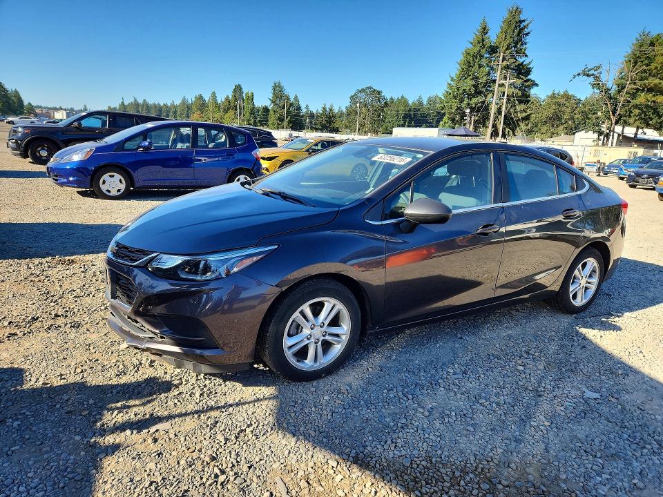 63256216 :رقم المزاد ، 1G1BE5SM5H7202576 vin ، 2017 Chevrolet Cruze مزاد بيع