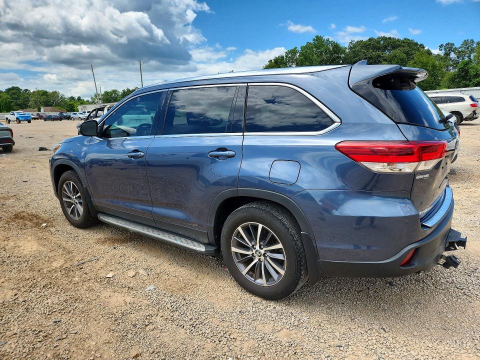 Продажа на аукционе авто 2019 Toyota Highlander, vin: 5TDJZRFH9KS971834, номер лота: 61668506