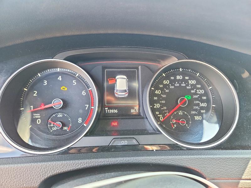 62811006 :رقم المزاد ، 3VW447AU0JM288081 vin ، 2018 Volkswagen Gti مزاد بيع