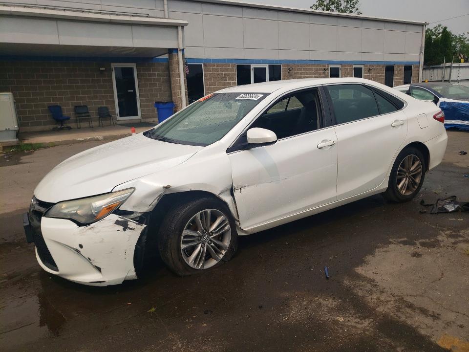 2016 Toyota Camry მანქანა იყიდება აუქციონზე, vin: 4T1BF1FK9GU158955, აუქციონის ნომერი: 60666626