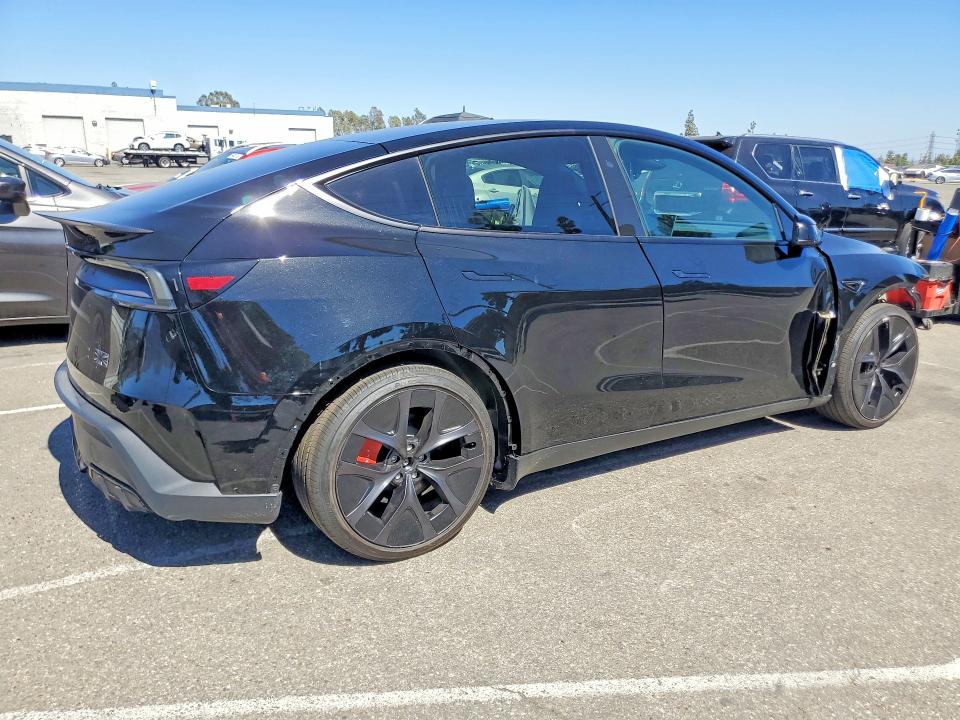 Продаж на аукціоні авто 2026 Tesla Model Y, vin: 7SAYGDET1TA668744, номер лоту: 60500126