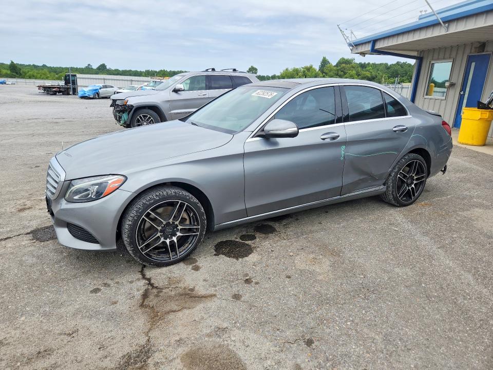 2015 Mercedes-benz C მანქანა იყიდება აუქციონზე, vin: 55SWF4KB9FU013241, აუქციონის ნომერი: 62292576