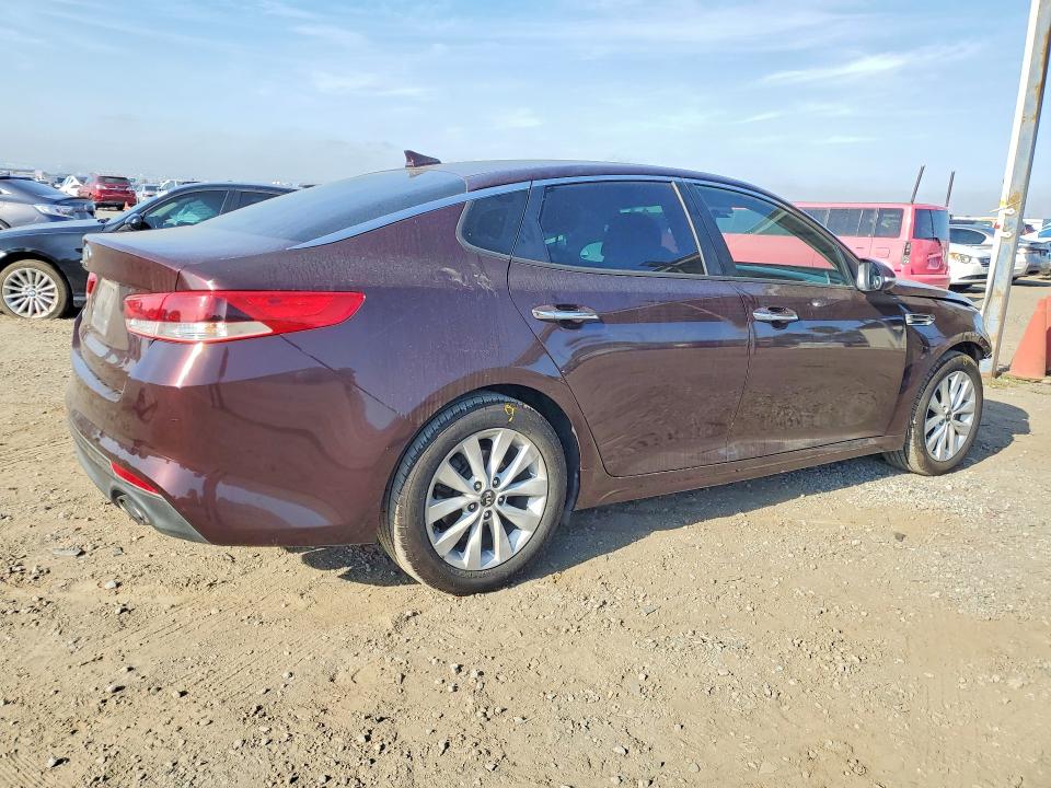 Aukcja sprzedaży 2017 Kia Optima, vin: 5XXGT4L3XHG141364, numer aukcji: 63020156