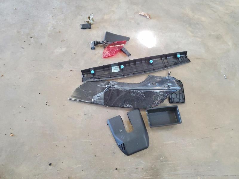 2020 Hyundai Santa Fe მანქანა იყიდება აუქციონზე, vin: 5NMS5CAA1LH245428, აუქციონის ნომერი: 61735146