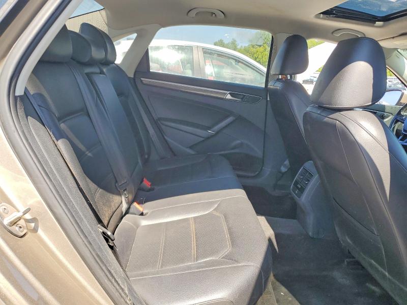 Продаж на аукціоні авто 2016 Volkswagen Passat, vin: 1VWBT7A36GC014458, номер лоту: 61640646