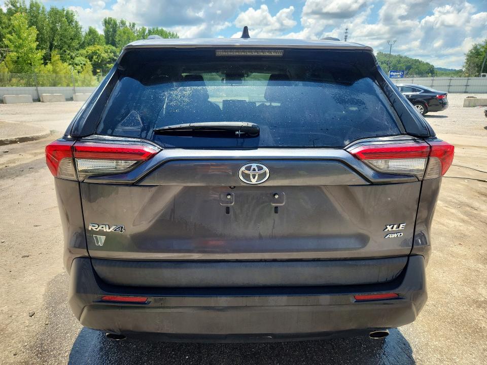 Продажа на аукционе авто 2023 Toyota Rav4, vin: 2T3P1RFV3PW381576, номер лота: 61198846