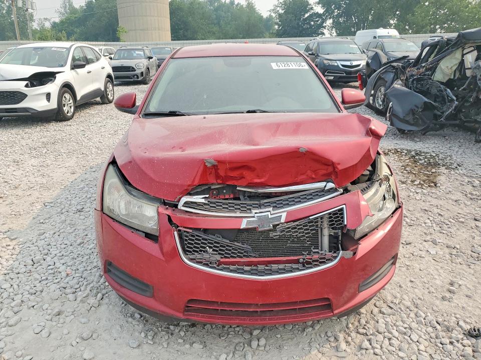 61281106 :رقم المزاد ، 1G1PC5SBXE7169581 vin ، 2014 Chevrolet Cruze مزاد بيع