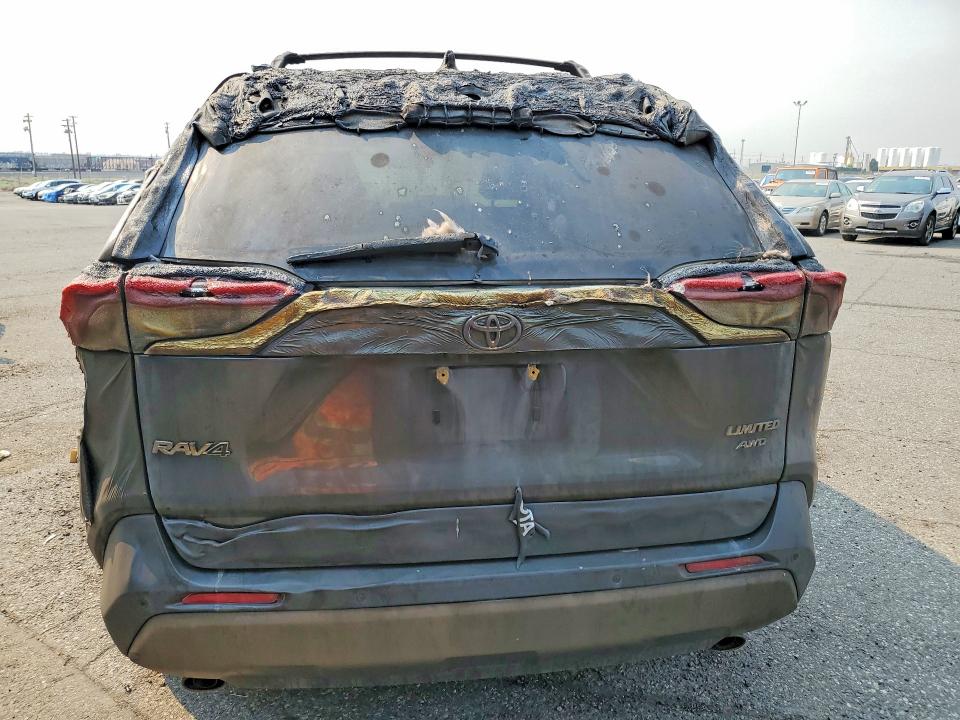 2020 Toyota Rav4 მანქანა იყიდება აუქციონზე, vin: JTMN1RFV0LD058374, აუქციონის ნომერი: 61892936