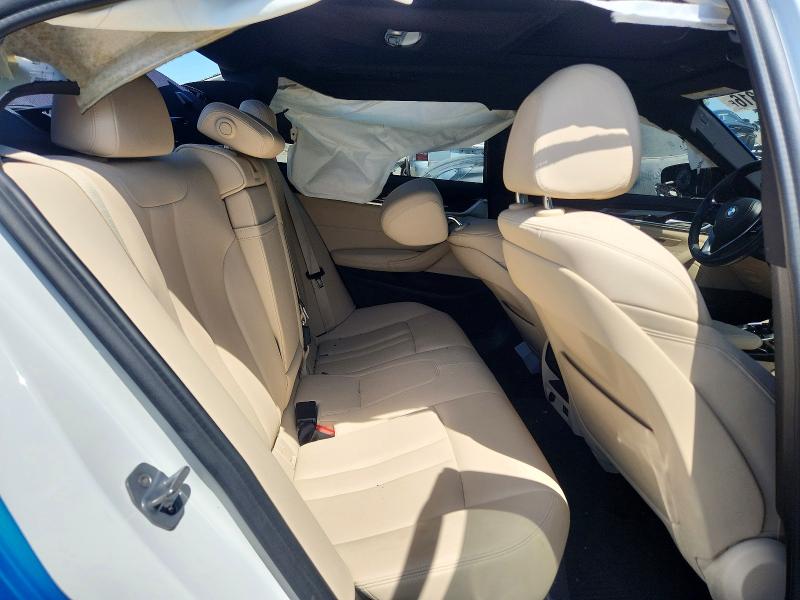 62343316 :رقم المزاد ، WBAJR3C08LWW67470 vin ، 2020 Bmw 530 مزاد بيع