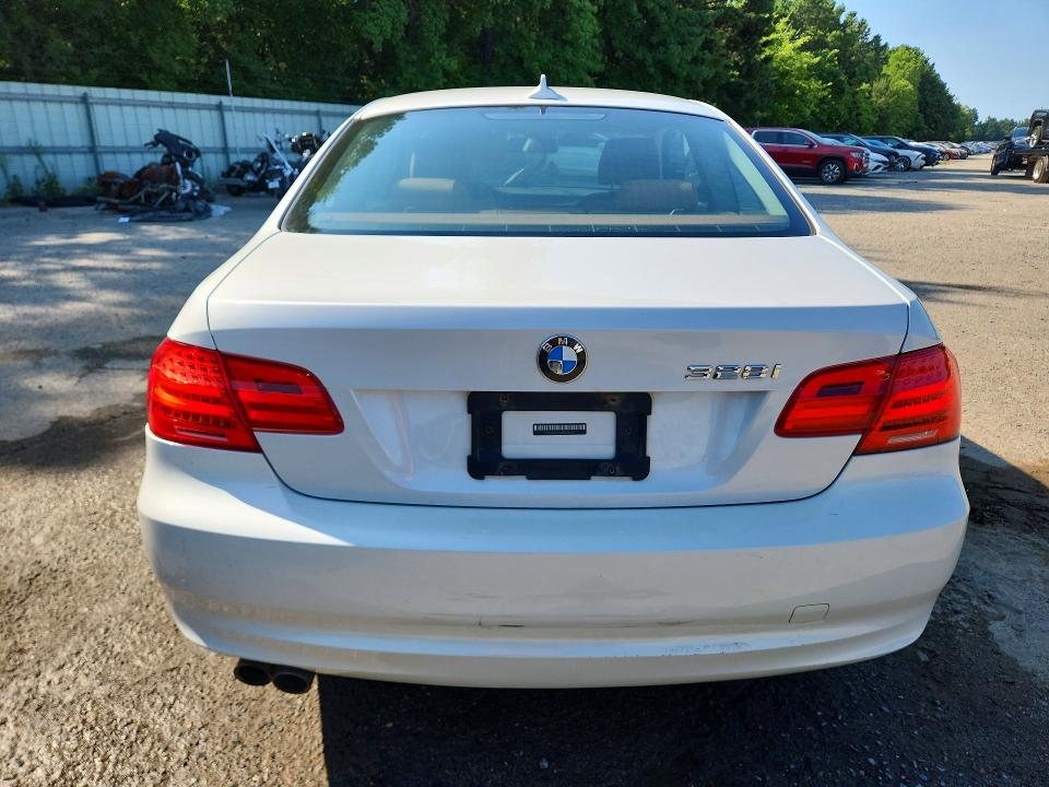 59302186 :رقم المزاد ، WBAKE3C52BE558003 vin ، 2011 Bmw 328 مزاد بيع