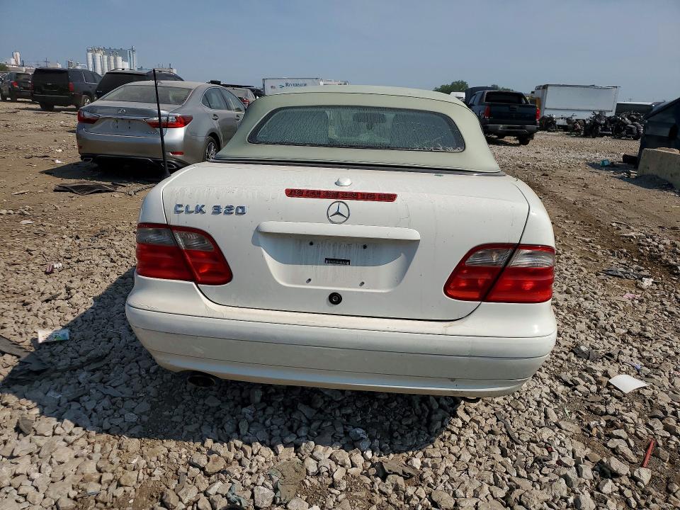 Продажа на аукционе авто 2002 Mercedes-benz Clk, vin: WDBLK65G52T102796, номер лота: 61153496