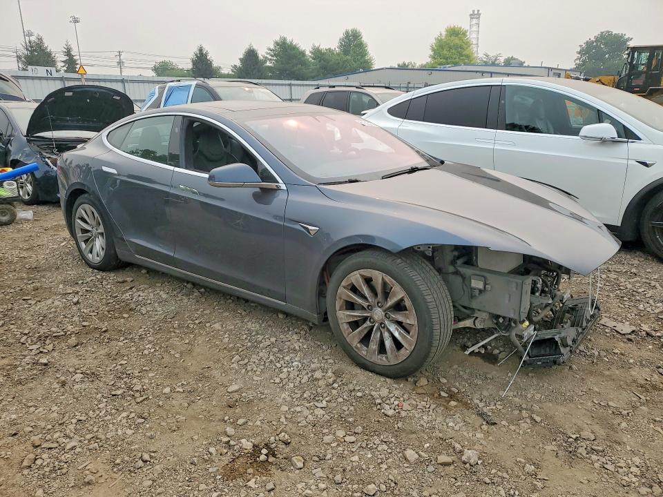 Aukcja sprzedaży 2017 Tesla Model S, vin: 5YJSA1E27HF201509, numer aukcji: 61015176