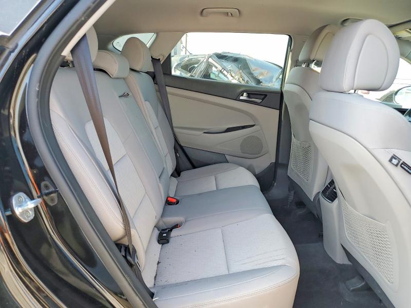 62016016 :رقم المزاد ، KM8J33A2XHU283049 vin ، 2017 Hyundai Tucson مزاد بيع