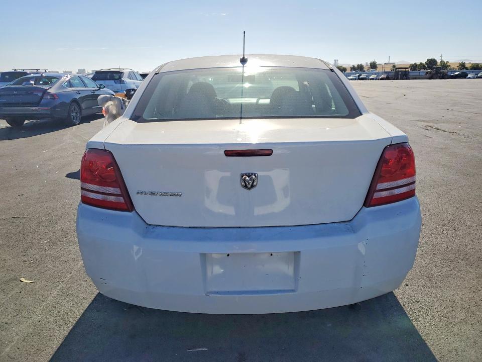 61552486 :رقم المزاد ، 1B3LC46J98N193227 vin ، 2008 Dodge Avenger مزاد بيع