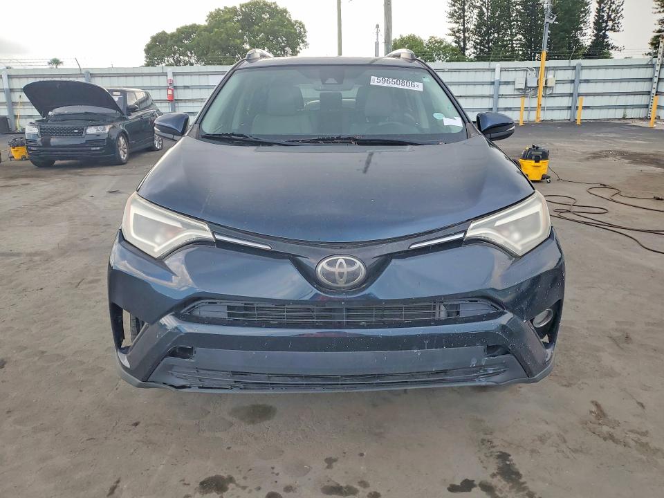 Продажа на аукционе авто 2018 Toyota Rav4, vin: JTMYFREV9JJ161744, номер лота: 59650806
